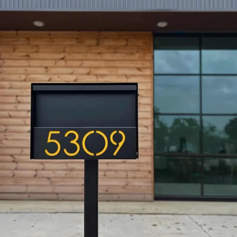 4. Buzón de correo moderno Barton LG