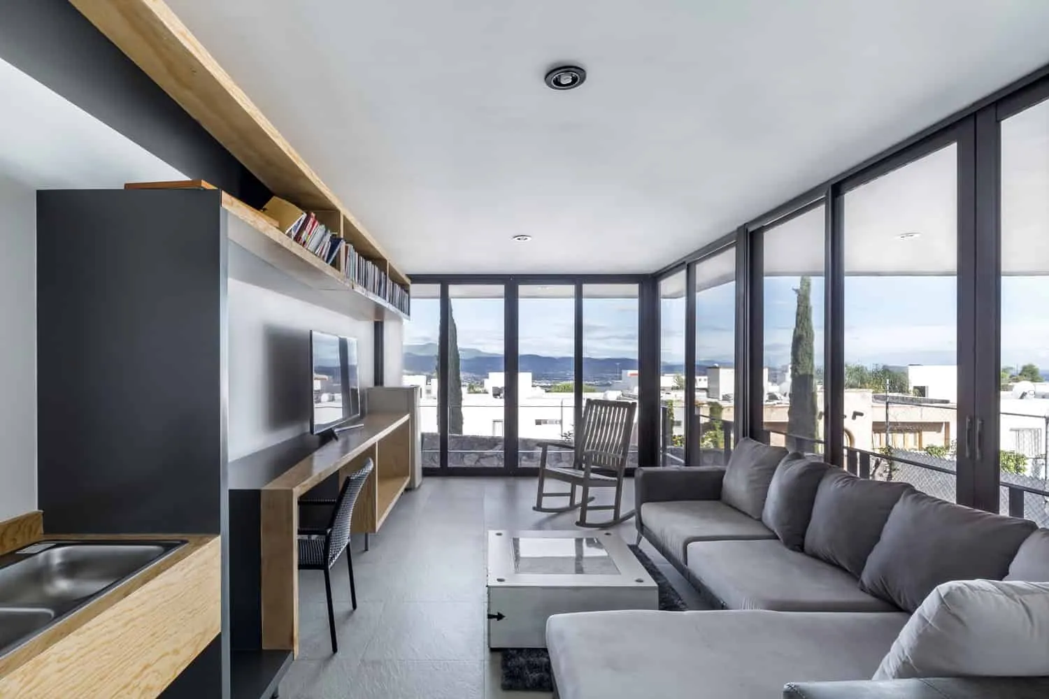 Studio House CHOI by Cubo Rojo Arquitectura in Leon, Mexico Studio House CHOI by Cubo Rojo Arquitectura in Leon, Mexico