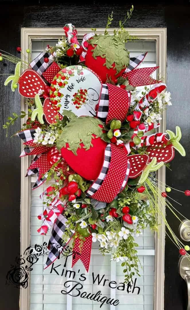 3. Corona de fresa en forma de cuerda