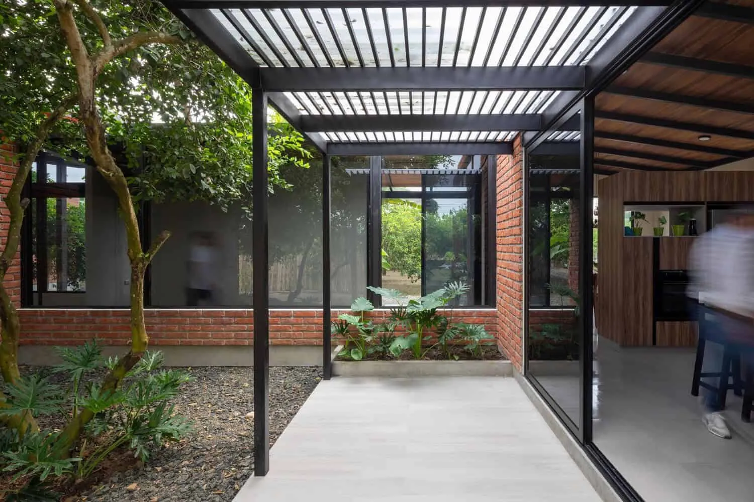 埃尔利莫纳尔住宅由Termopolio Arquitectura设计,位于厄瓜多尔港口镇 埃尔利莫纳尔住宅由Termopolio Arquitectura设计,位于厄瓜多尔港口镇