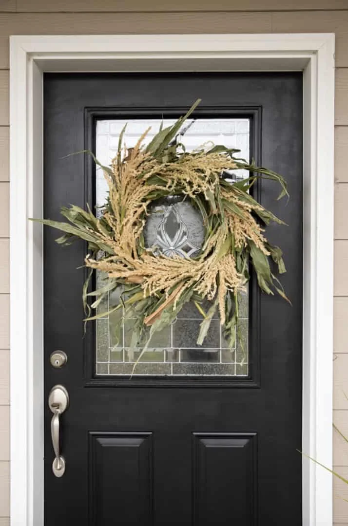 3. Ramillete de tallos de maíz frescos