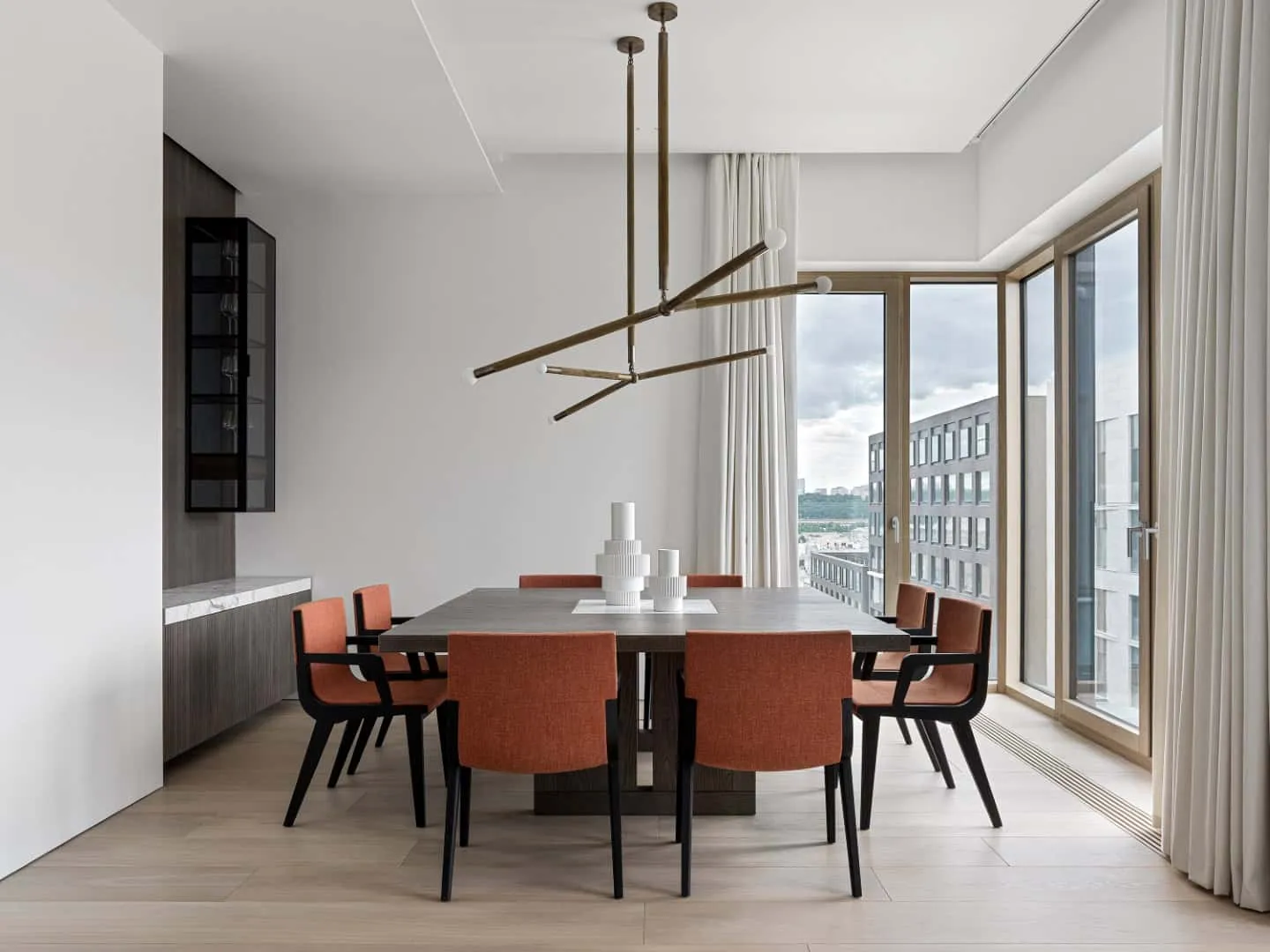 Garden District Apartments by Architects Babayants - Minimalist Luxury Apartment in Moscow