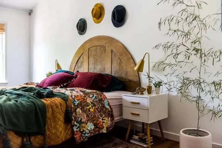 10. Cabecera arqueada