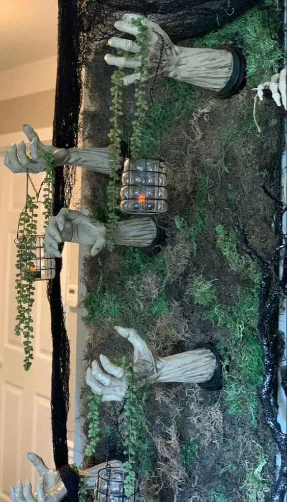 Decorate Your Doors for Halloween: Ideas for Decoration