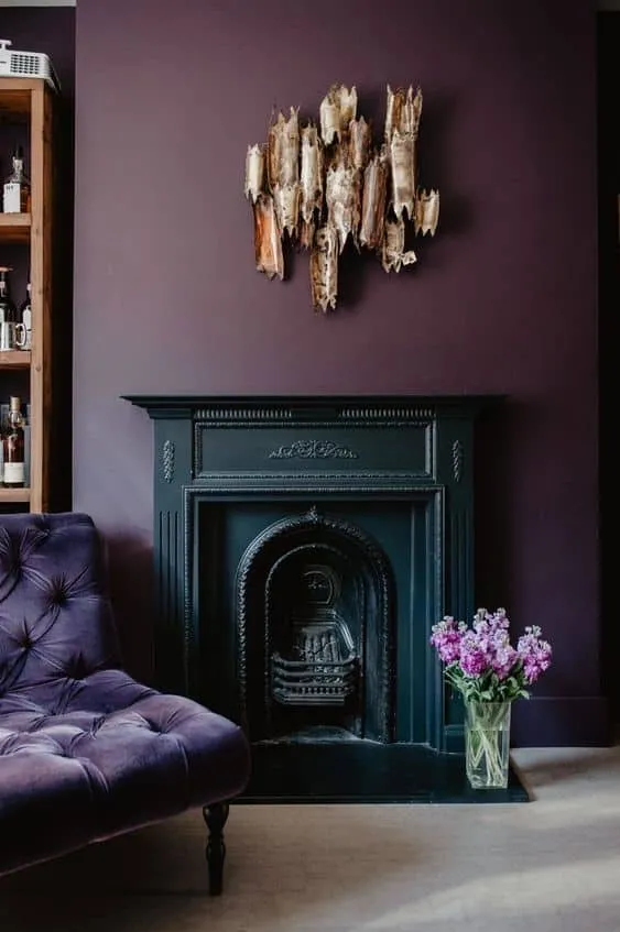 Royal Lilac Returns to Fashion: Stylish Choice for Interior