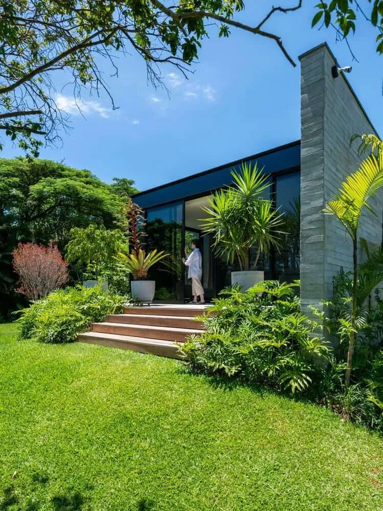 Sala 03 Arquitetura设计的贾安达亚斯住宅：圣保罗乡村现代避风港