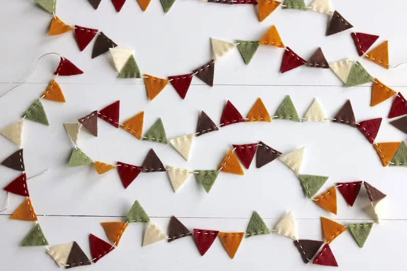 7. Mini banner de fieltro para otoño