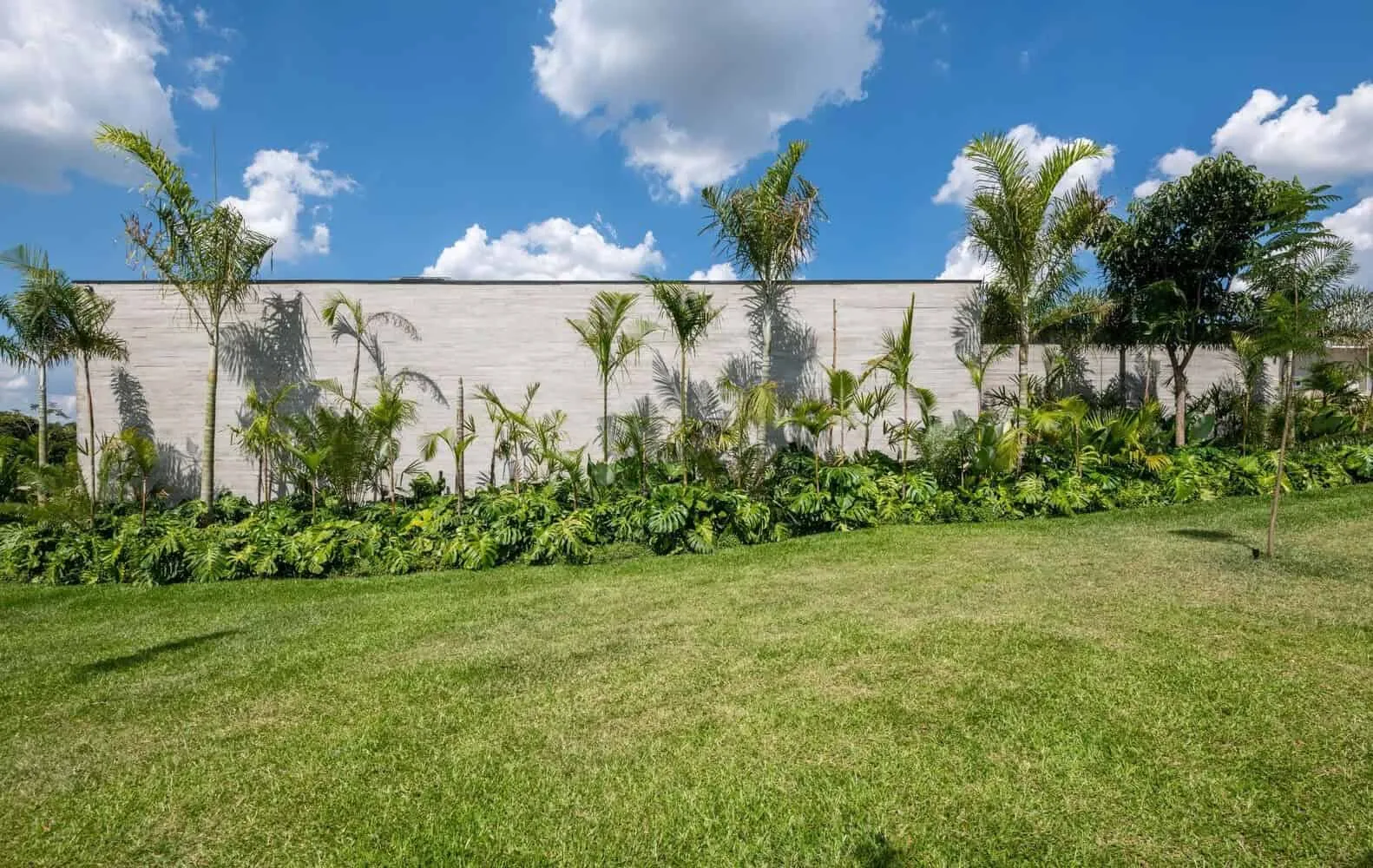 Sala 03 Arquitetura设计的贾安达亚斯住宅：圣保罗乡村现代避风港