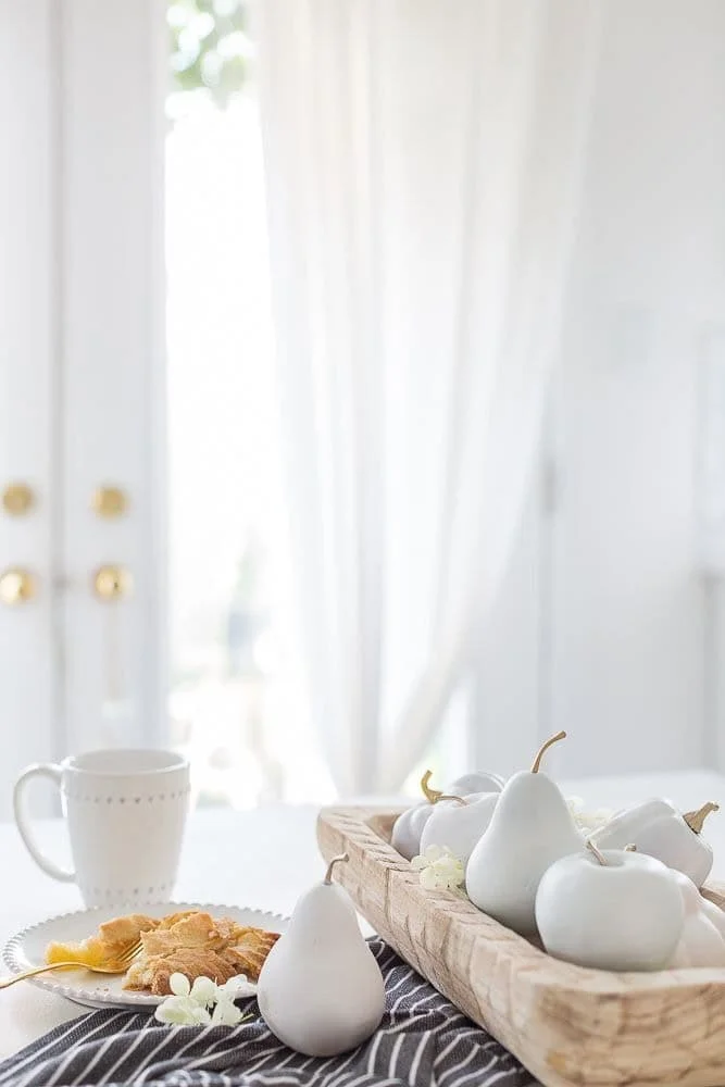 8. Centro frutal blanco