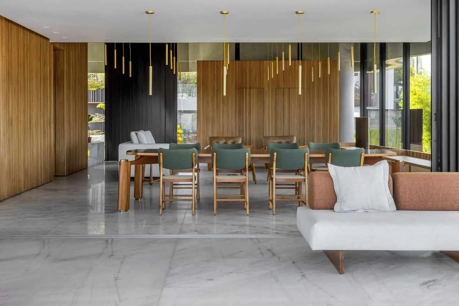 Folded House by Leo Roman in Brazil