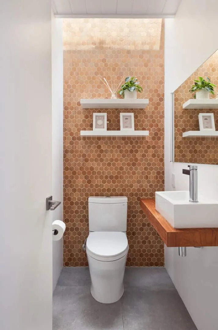 Klopf Architecture设计的Eichler大客厅：圣纳瓦尔现代中世纪风格翻新