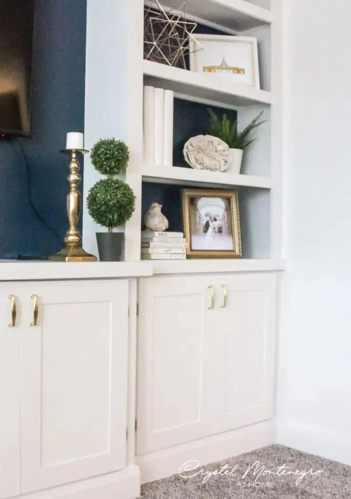 3. Estanterías personalizadas empotradas