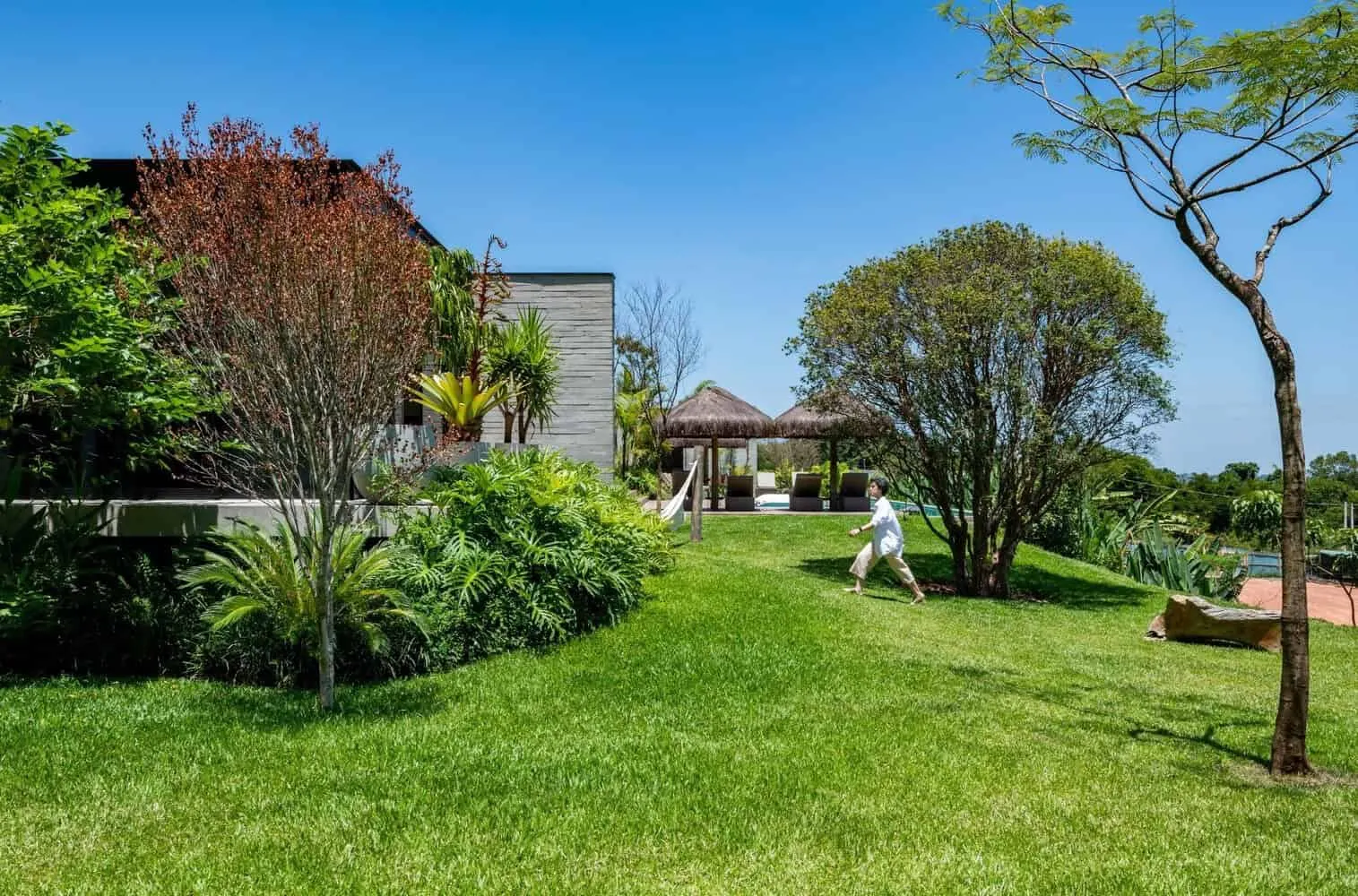 Sala 03 Arquitetura设计的贾安达亚斯住宅：圣保罗乡村现代避风港