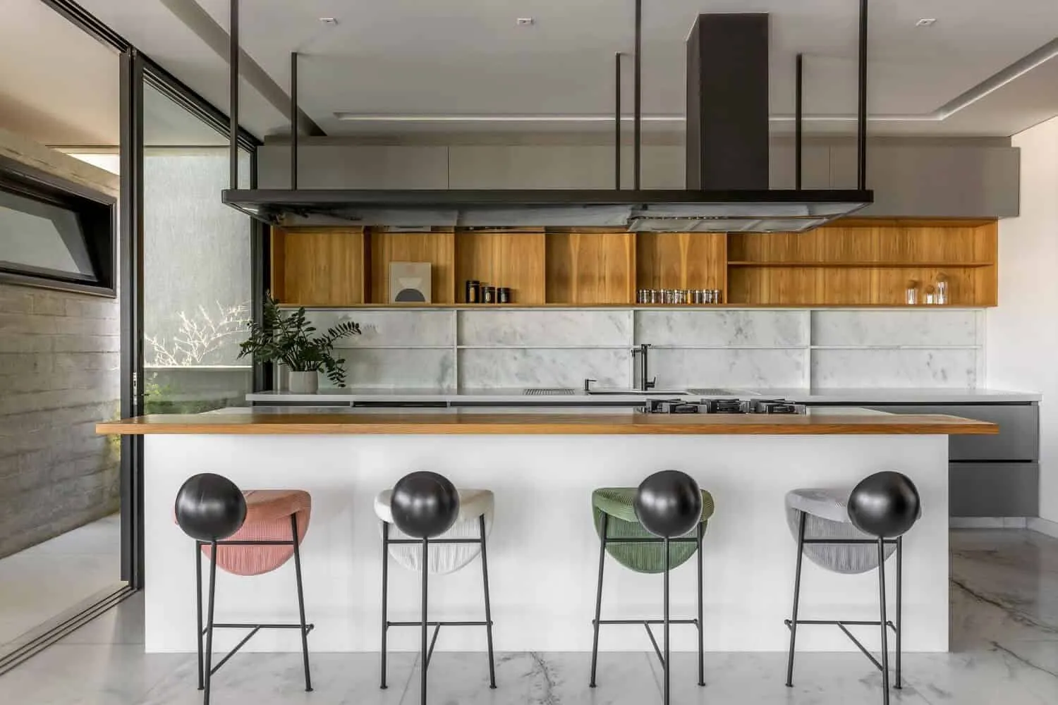 Folded House by Leo Roman in Brazil