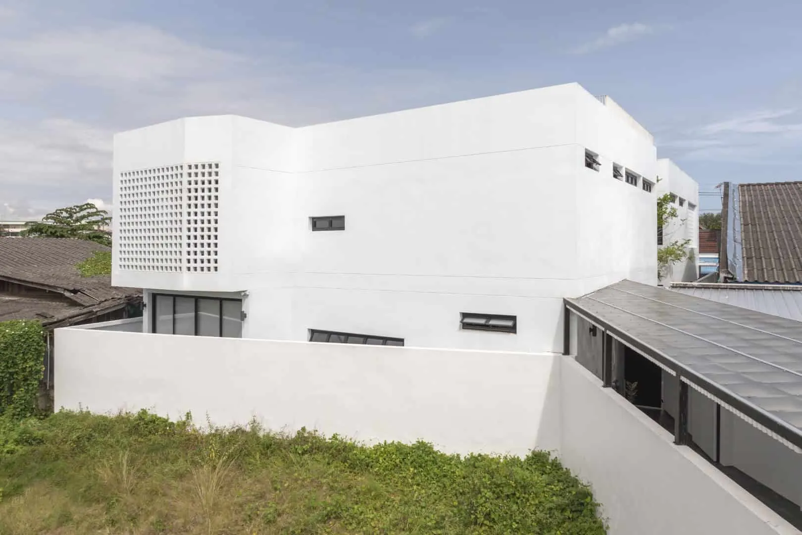 娜拉之家：尼罗蒂娜·尼萨尼重新诠释泰国狭窄住宅