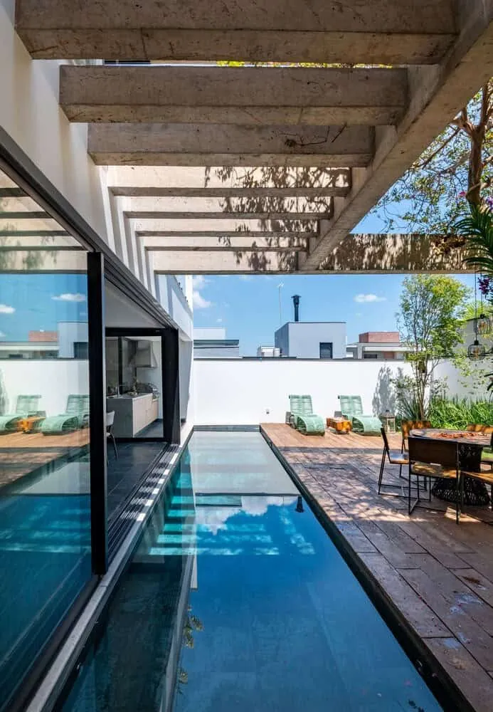 印度阿塔布州GRBX Arquitetos设计的RZR住宅