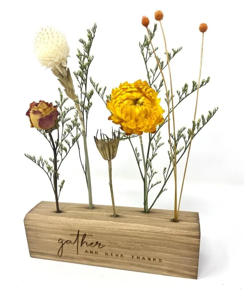 14. Thanksgiving Table Decor