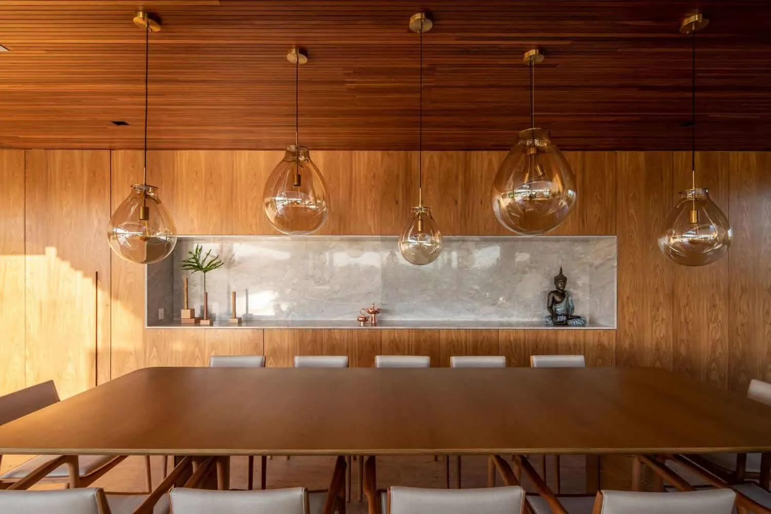 Patricia Bergantin设计的乡村避世别墅：巴西农场上的栖息地