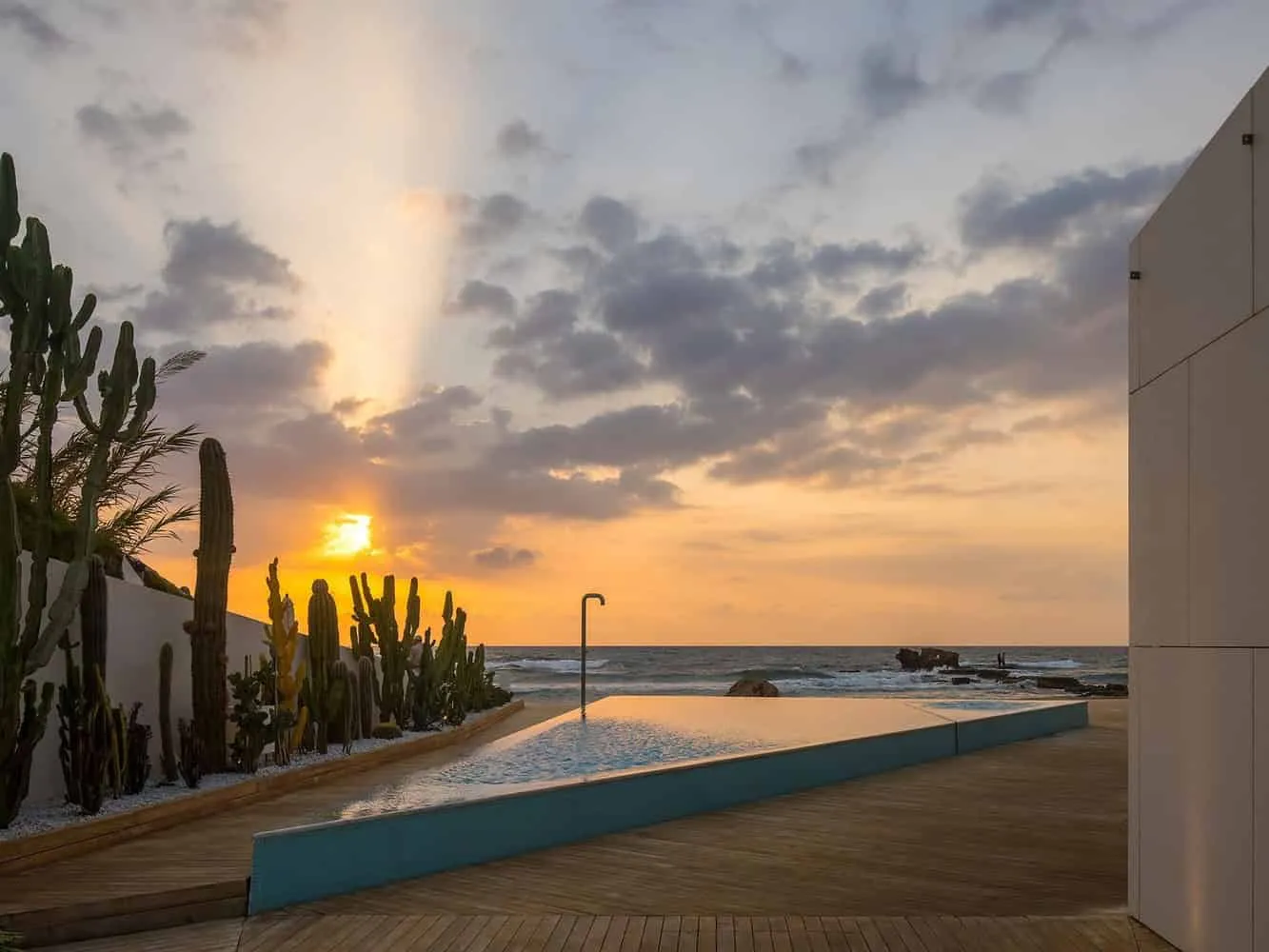 Villa Papion by WORKac: Mediterranean House for Art and Architecture