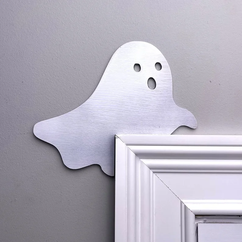 3. Fantasma decorativo de puerta