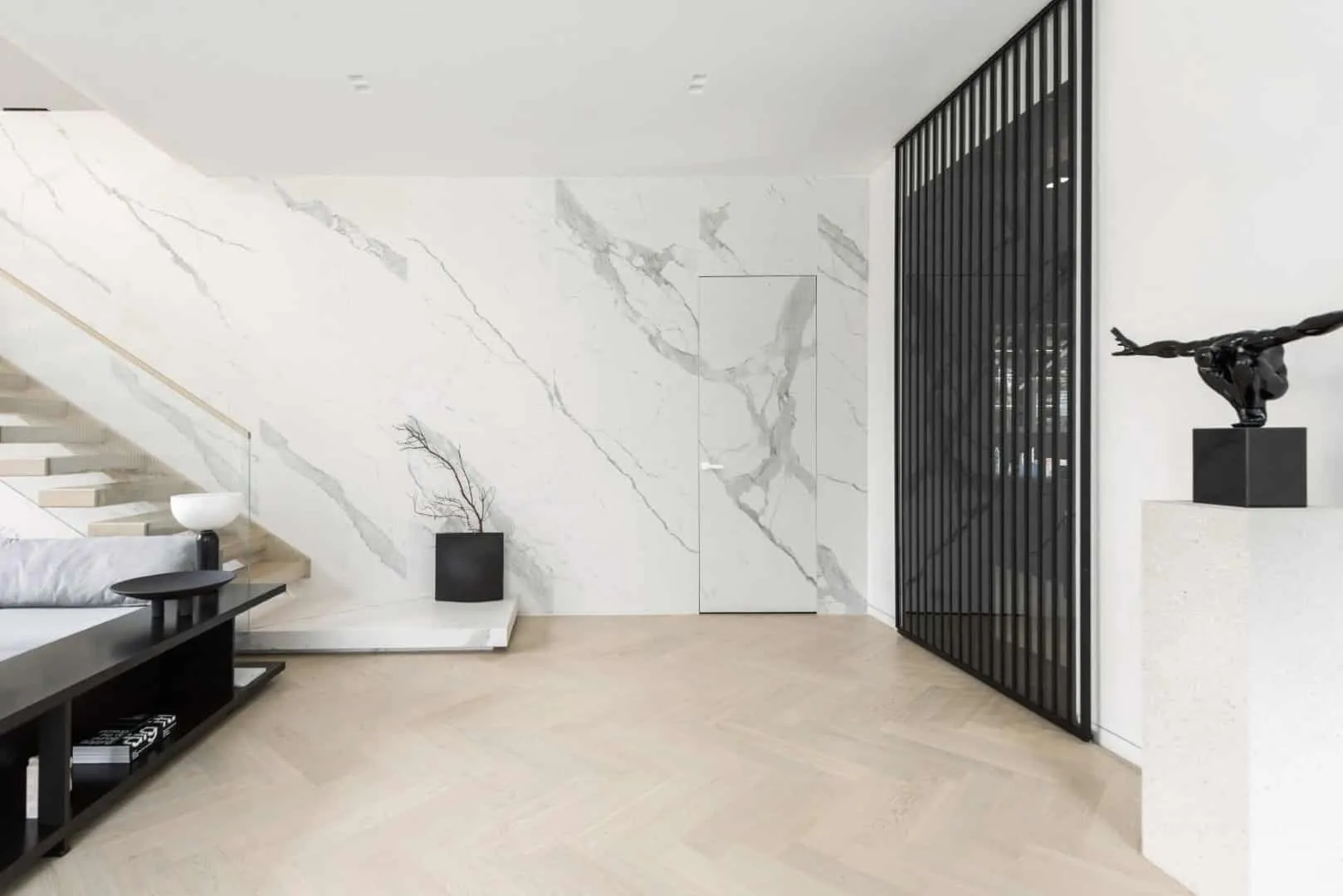 Дім серед сосен від Kvadrat Architects: уединення в Боровому