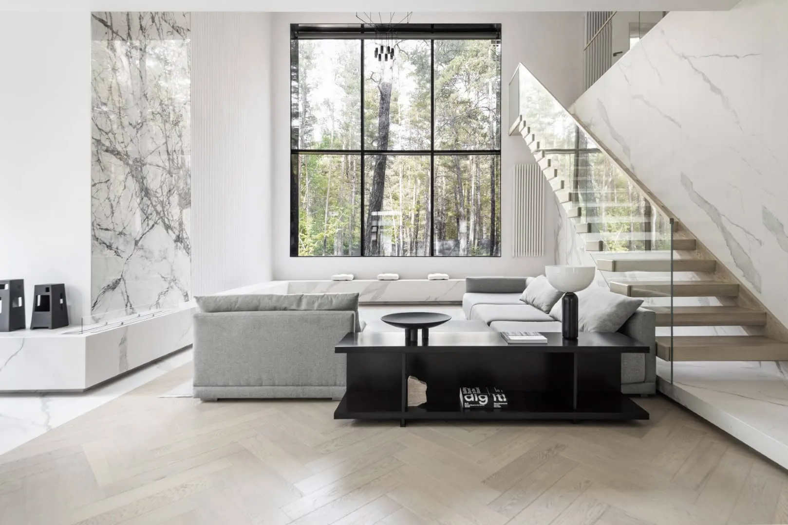 Дім серед сосен від Kvadrat Architects: уединення в Боровому