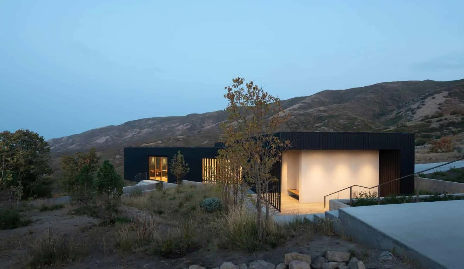 Wabi-Sabi Residence by Sparano + Muni Architects: A Masterpiece of Sustainable Housing in the Canyon