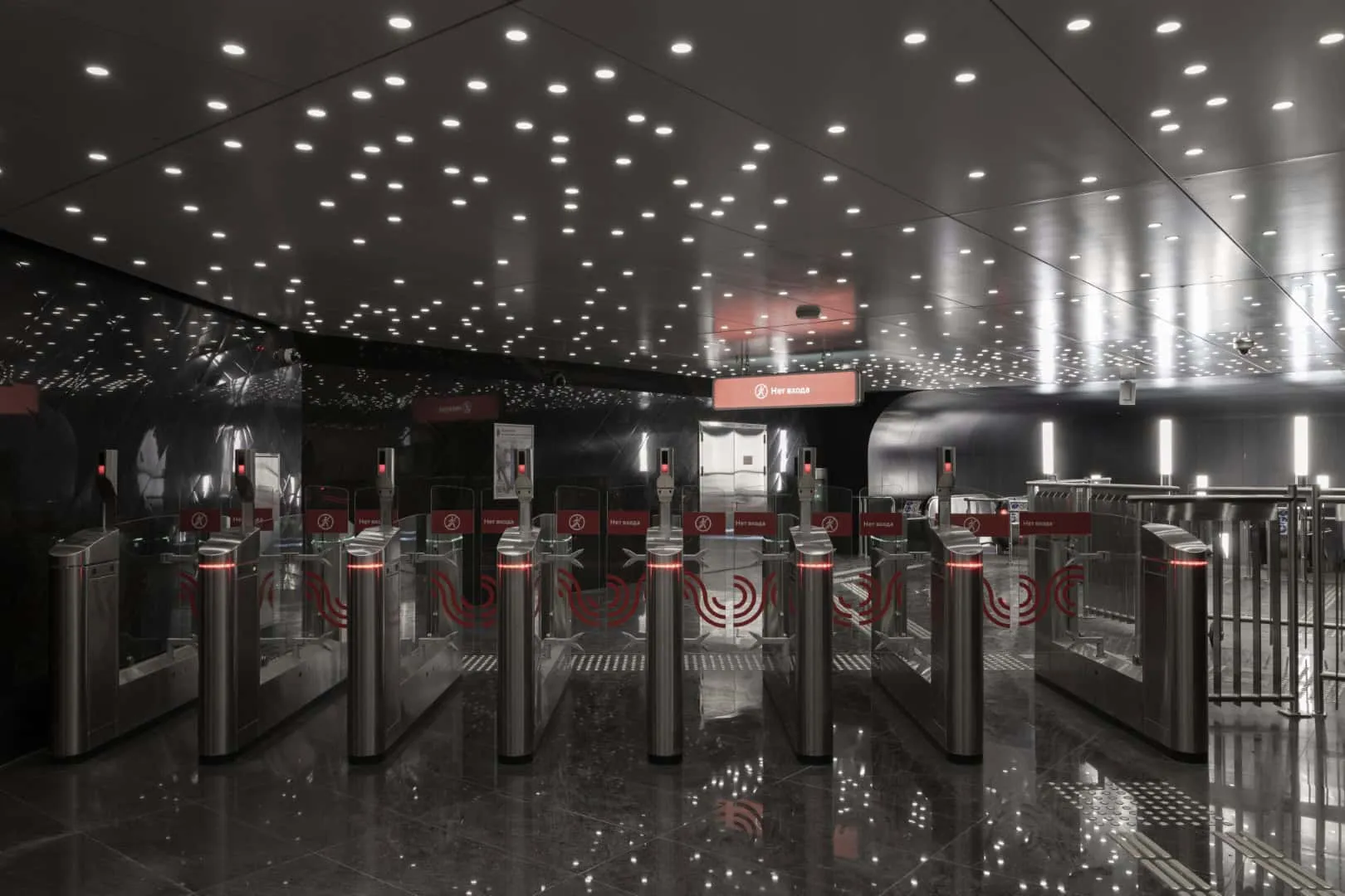 克伦诺夫斯基大道站：灵感源自俄罗斯遗产的现代地铁