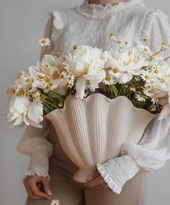 Unique Vases for Conversations with Guests