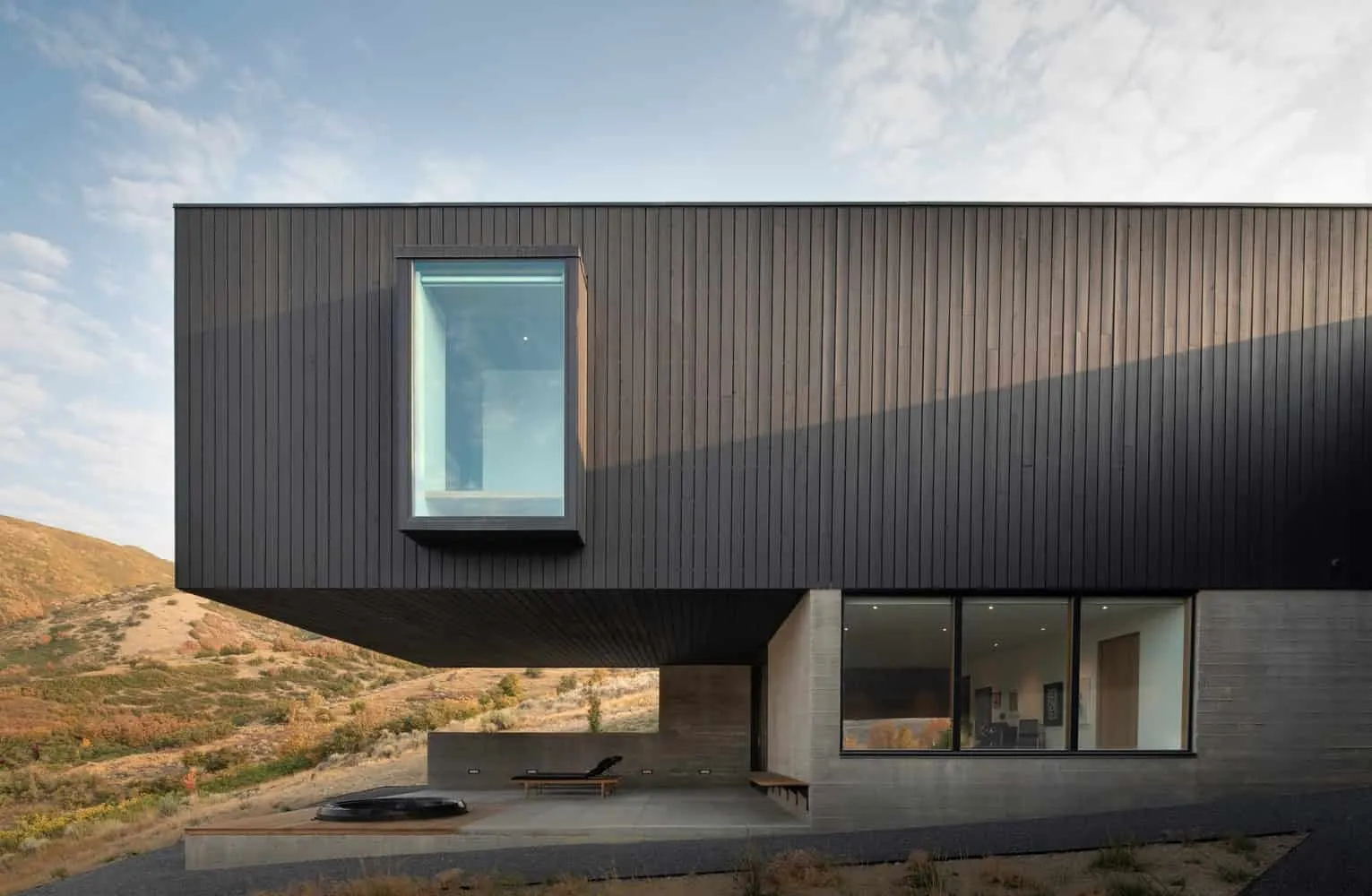 Wabi-Sabi Residence by Sparano + Muni Architects: A Masterpiece of Sustainable Housing in the Canyon