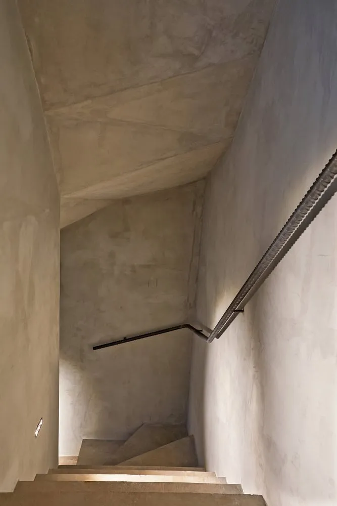 Residential Barn by BE Architektur GmbH: Modern Vernacular in Zurich