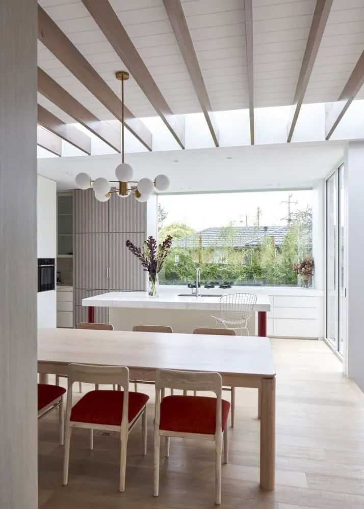 林西宅邸由Megowan Architectural设计：艺术装饰风格与现代设计的融合