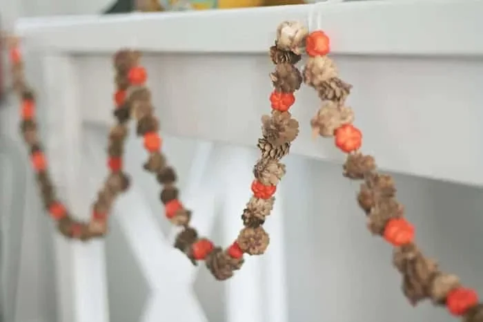 11. Guirnalda otoñal DIY