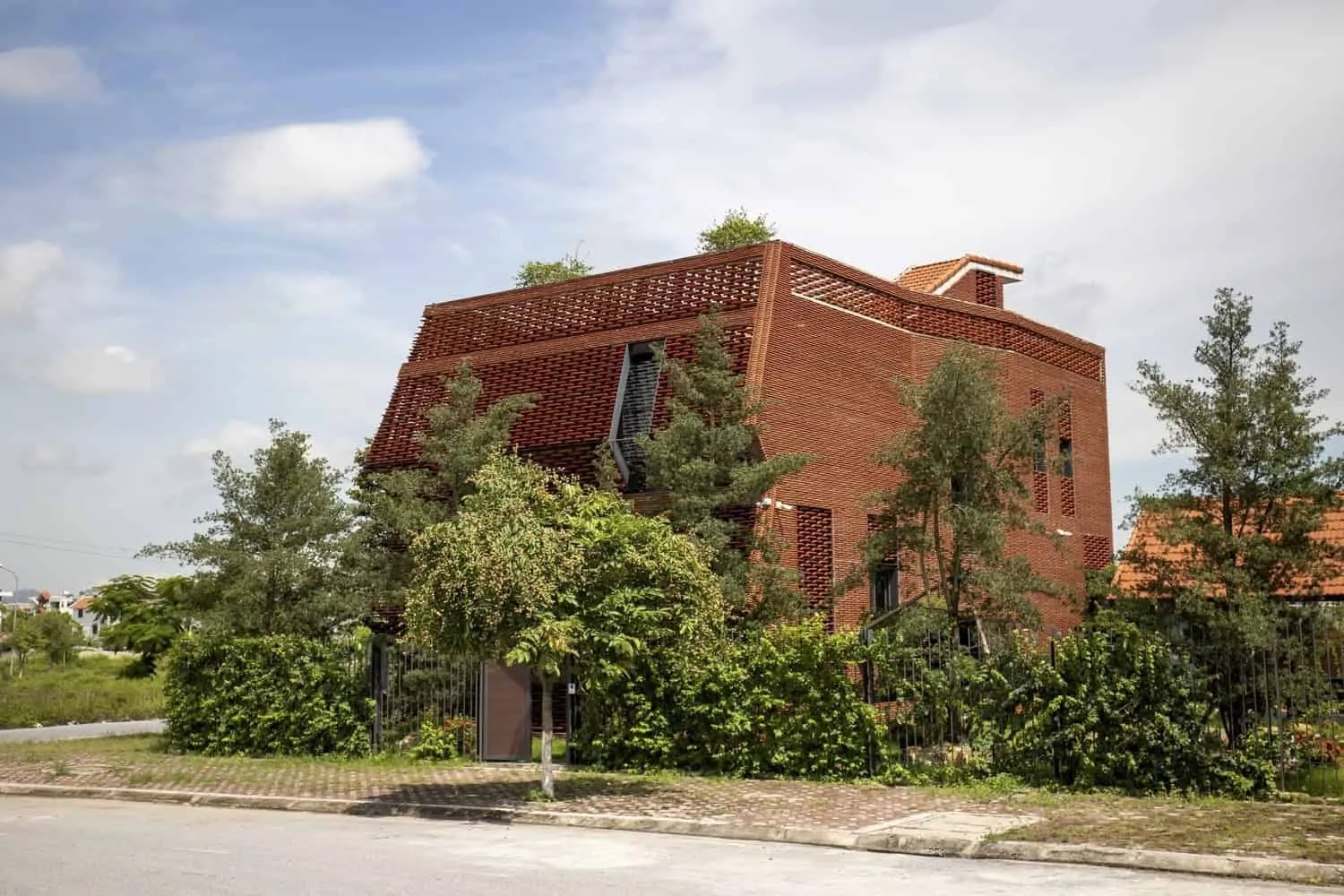 Nest House by H&P Architects in Fu Lu, Vietnam