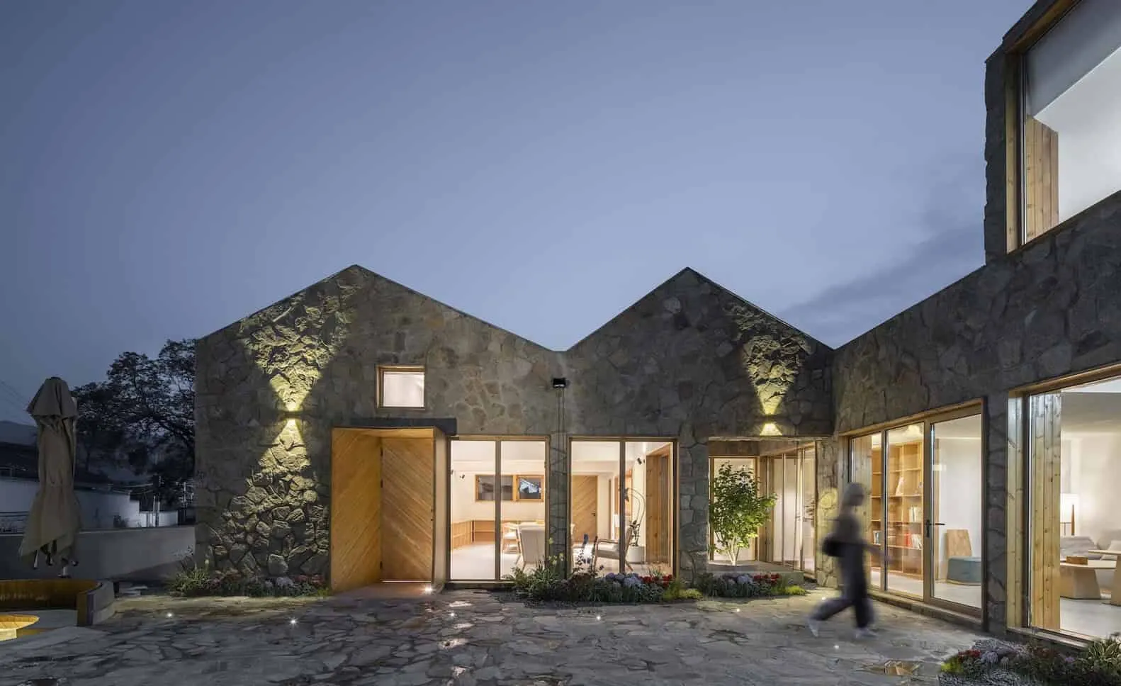 House with Folding Roof in Courtyard by MAT Office in Beijing, China