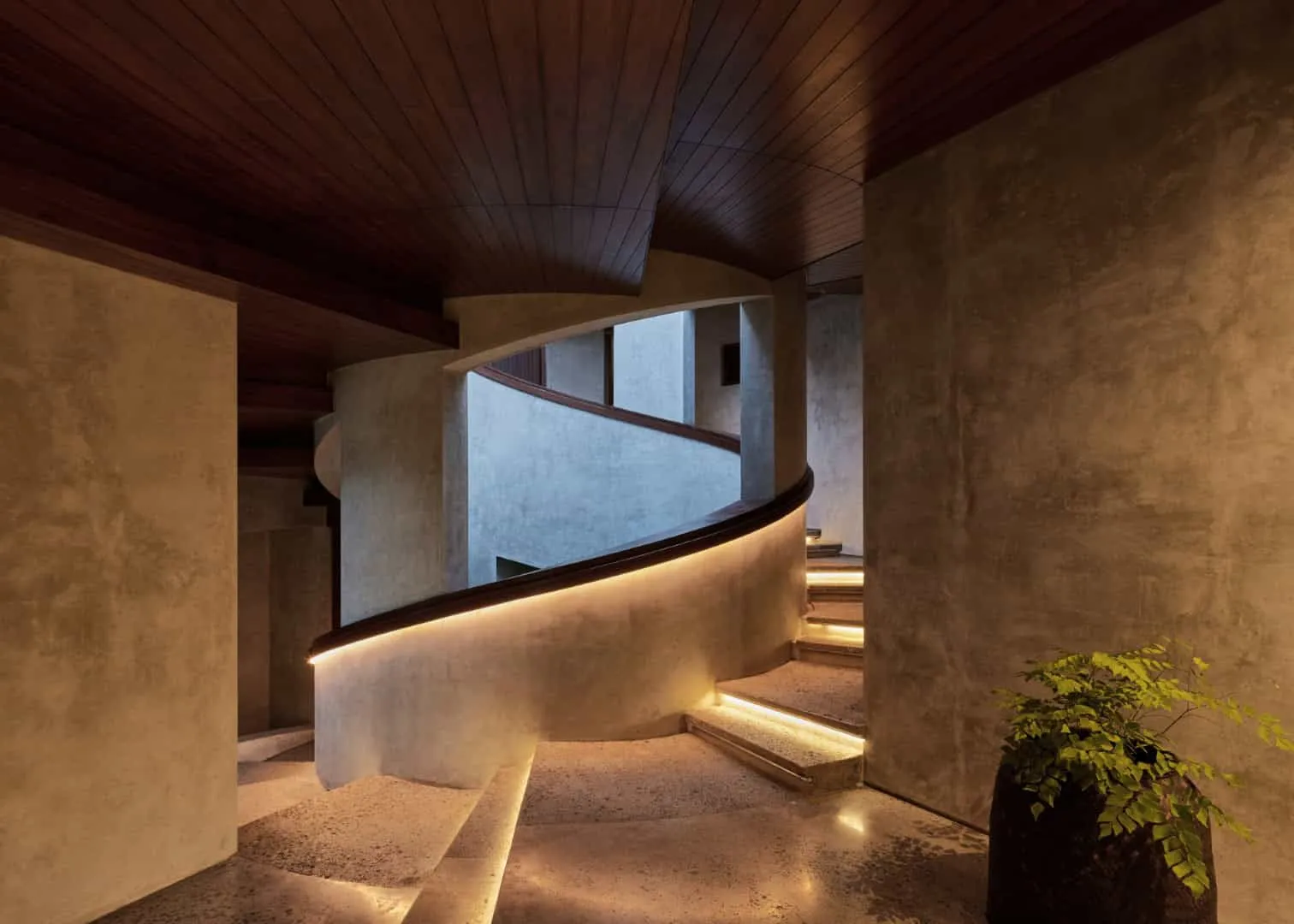 The LOOP by Alexis Dornier: Sculptural Residential Home in Bali