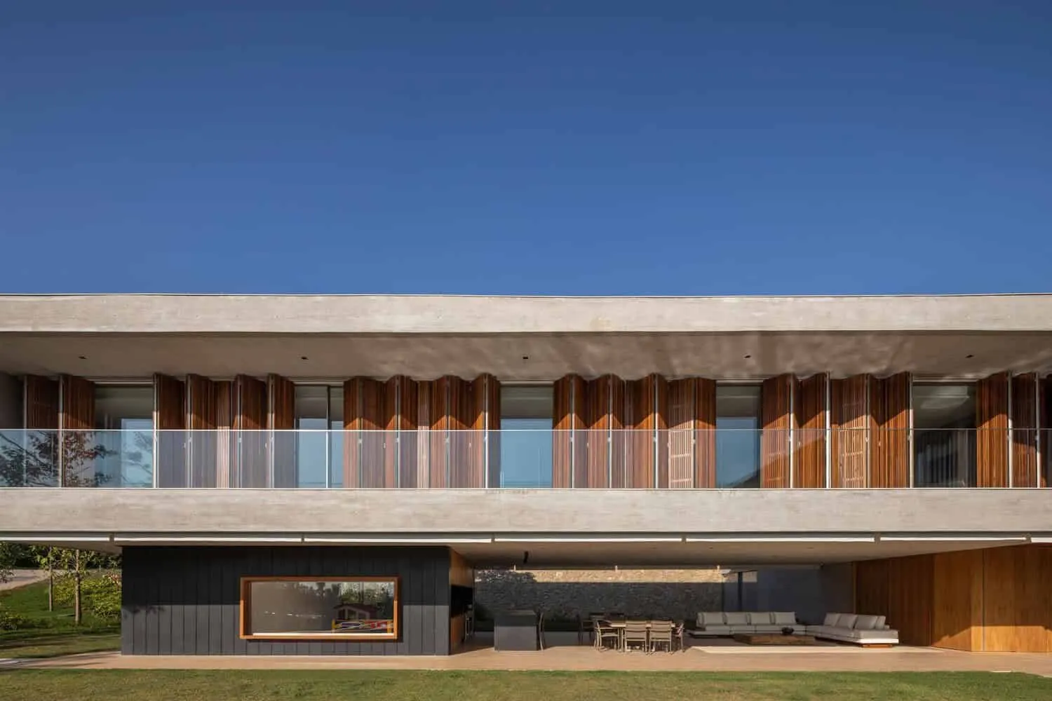 Patricia Bergantin设计的乡村避世别墅：巴西农场上的栖息地