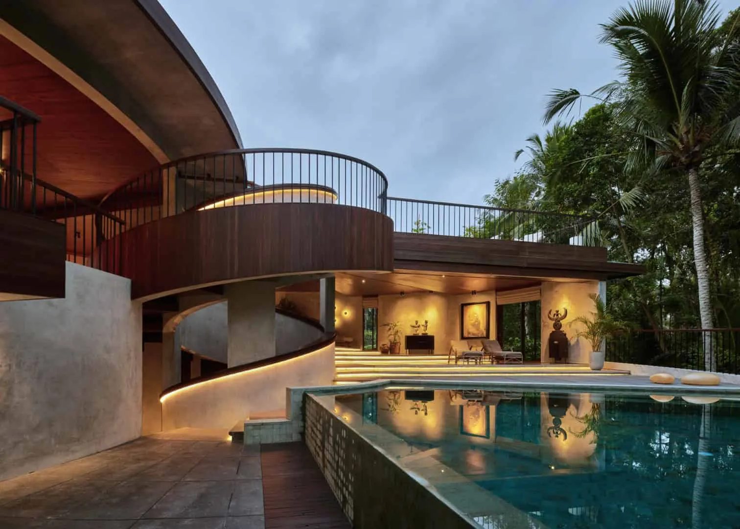 The LOOP by Alexis Dornier: Sculptural Residential Home in Bali