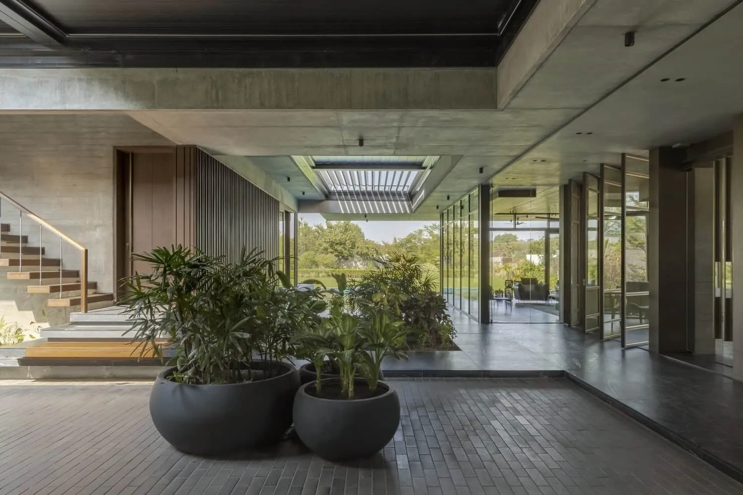 Courtyard House by MODO Designs: Modern Haveli with Open Courtyards in Rancharda