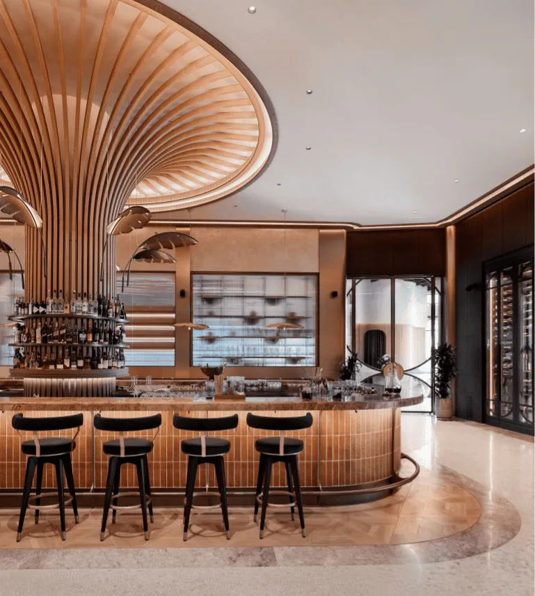 由建筑师艾西姆·科赞利设计的Seraf Vadi餐厅：文化与现代设计的和谐融合