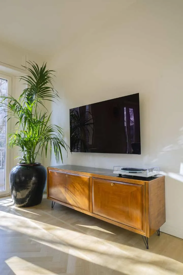 米兰独家公寓由Anice Architettura设计：复古优雅与现代生活方式的融合