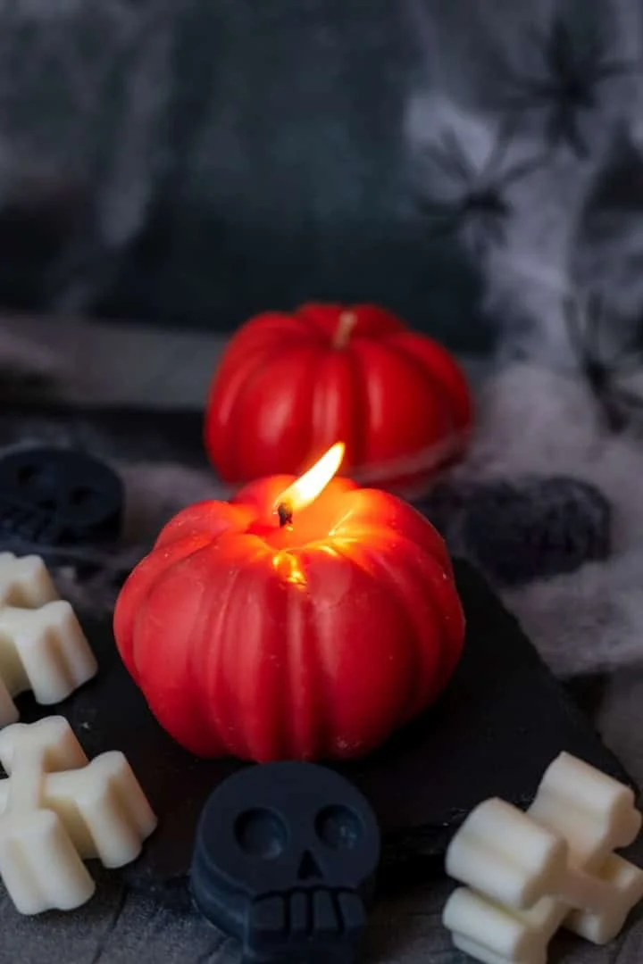 7. Velas de cera de soja con calabaza