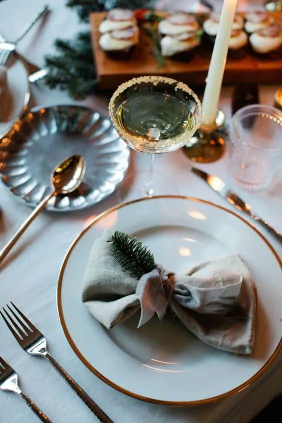 为难忘时刻打造新年时尚餐桌