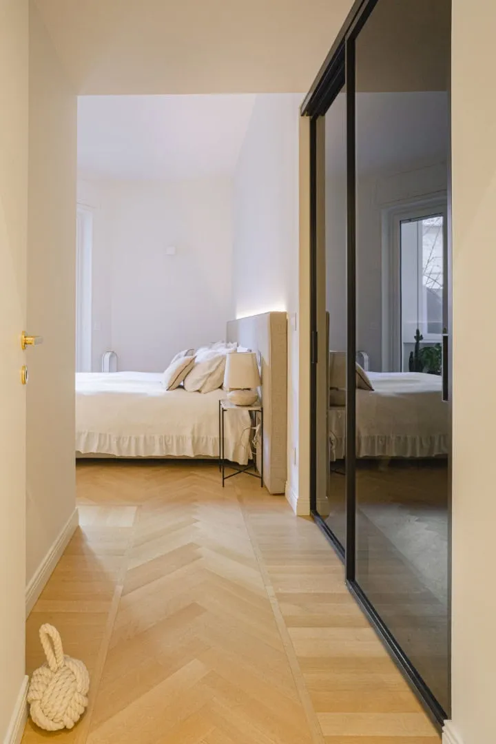 米兰独家公寓由Anice Architettura设计：复古优雅与现代生活方式的融合