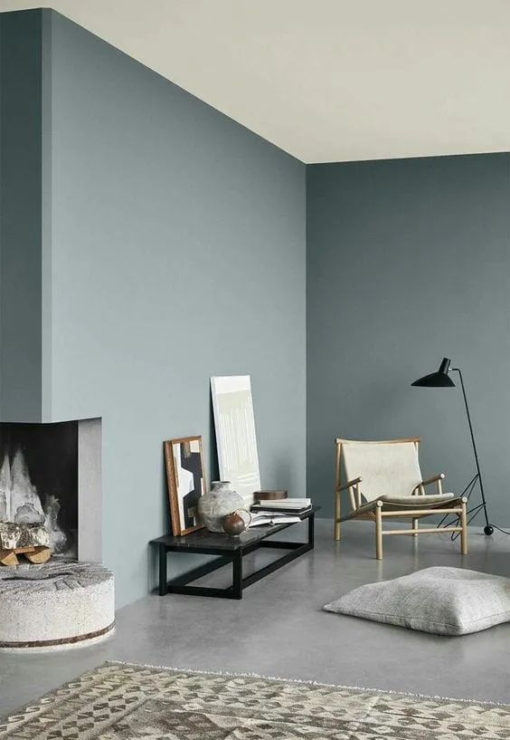 选择能扩展小空间的油漆颜色