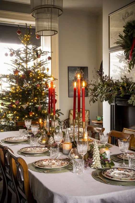 Stunning Centerpieces to Transform Your Table into Winter Coziness