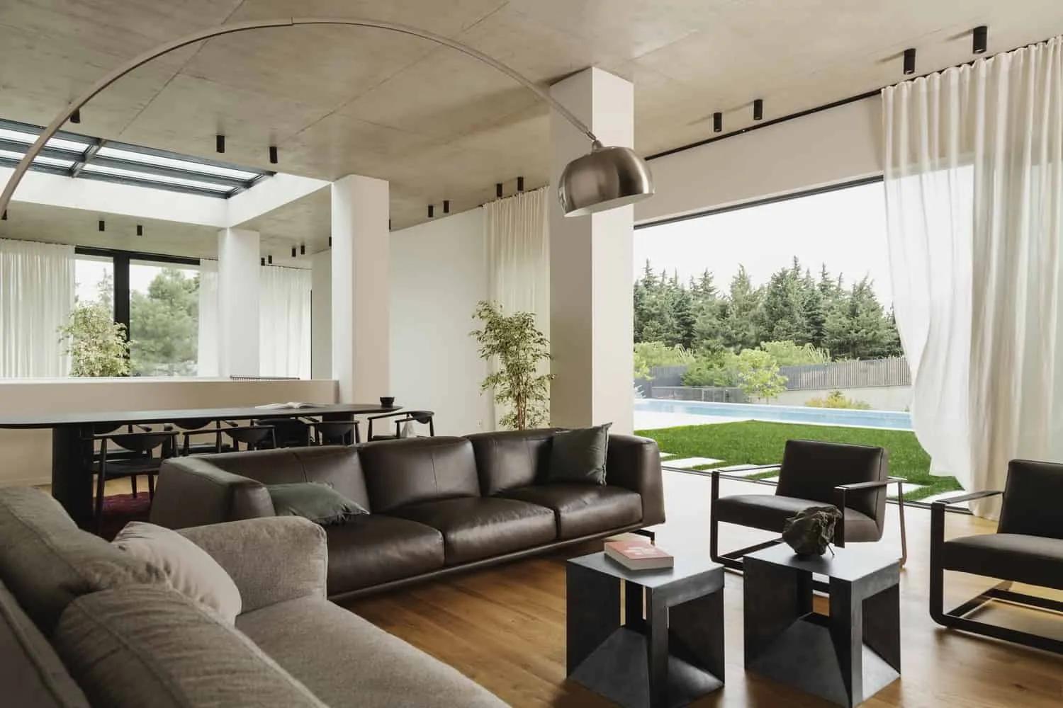 Timm在第比利斯、格鲁吉亚的树屋住宅