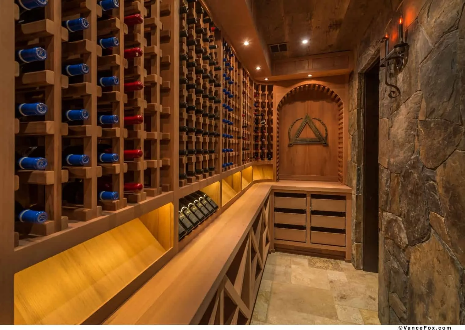 5. Bodega moderna, Sacramento