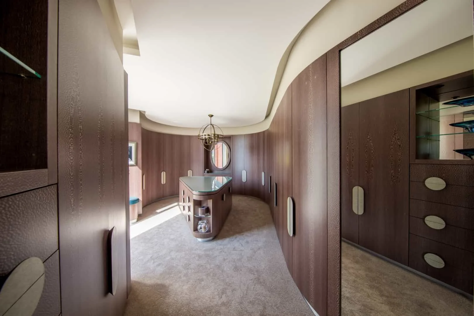 3. Armario moderno, Oxfordshire