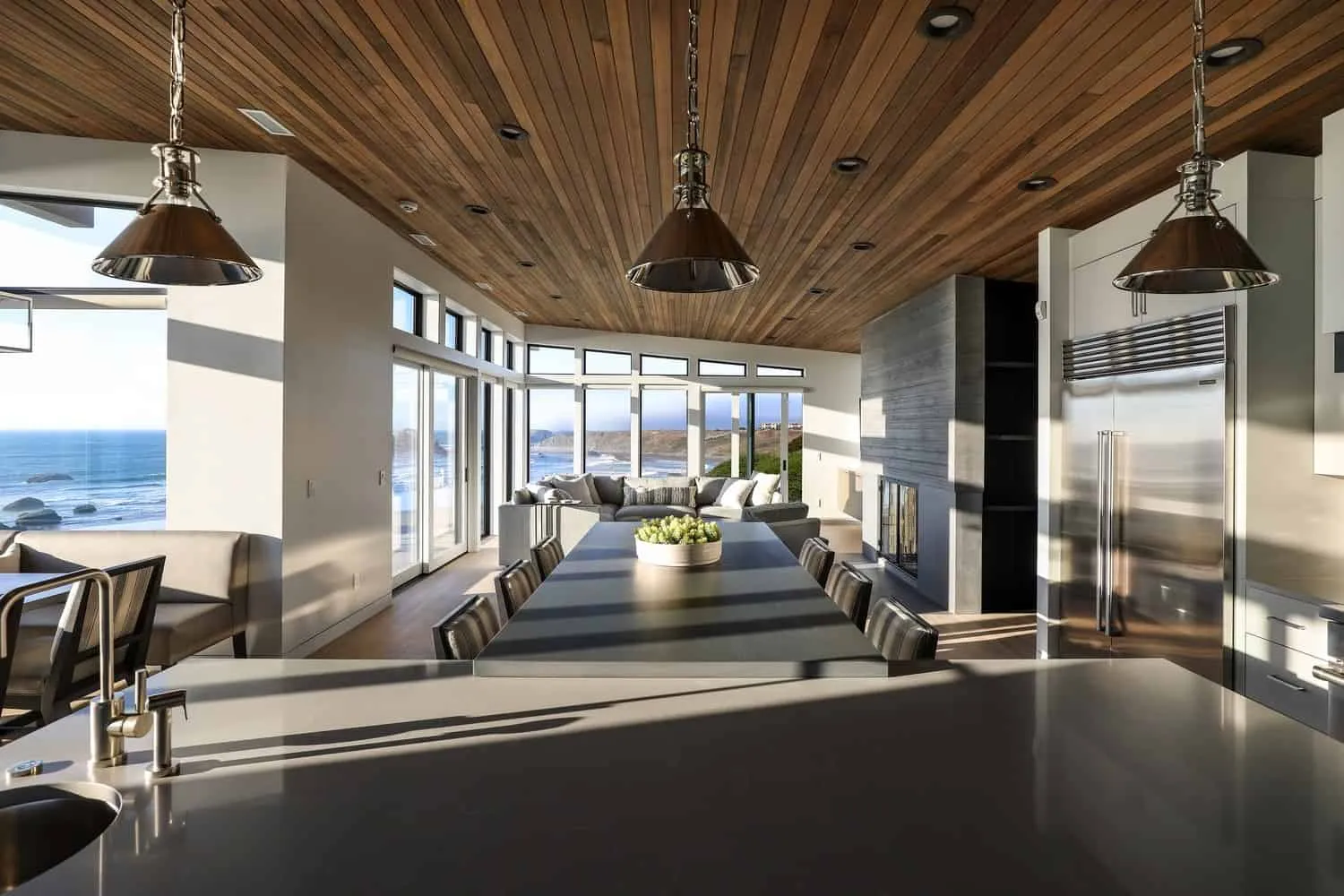 Beach House Face Rock by Giulietti Schouten Weber Architects in Bandon, Oregon Beach House Face Rock by Giulietti Schouten Weber Architects in Bandon, Oregon